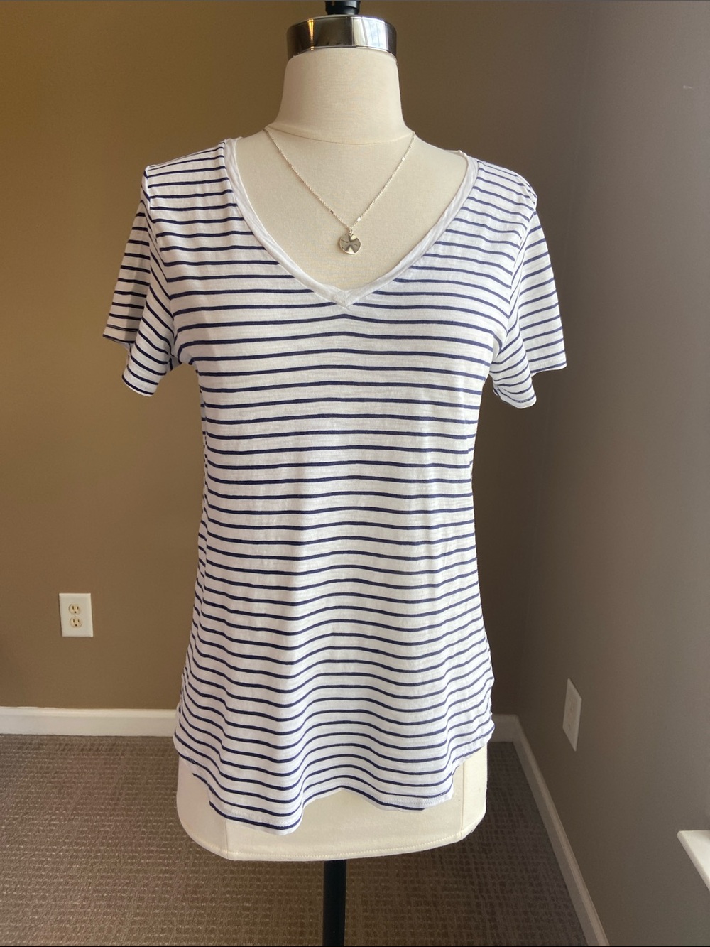 Old Navy Striped Cotton Women’s Tee-Navy & White Small Coastal Beachy Fisherman
